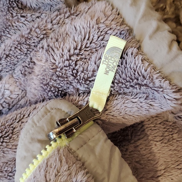 The North Face Kids Full Zip Fuzzy Jacket - Picture 11 of 11